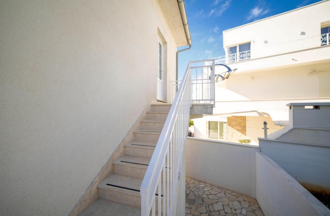 Apartment Busac Zaboric Exterior foto